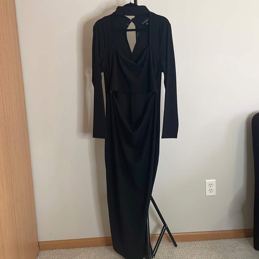 Plus Size Maxi Dress | Cutout and Slit detail | Size 18